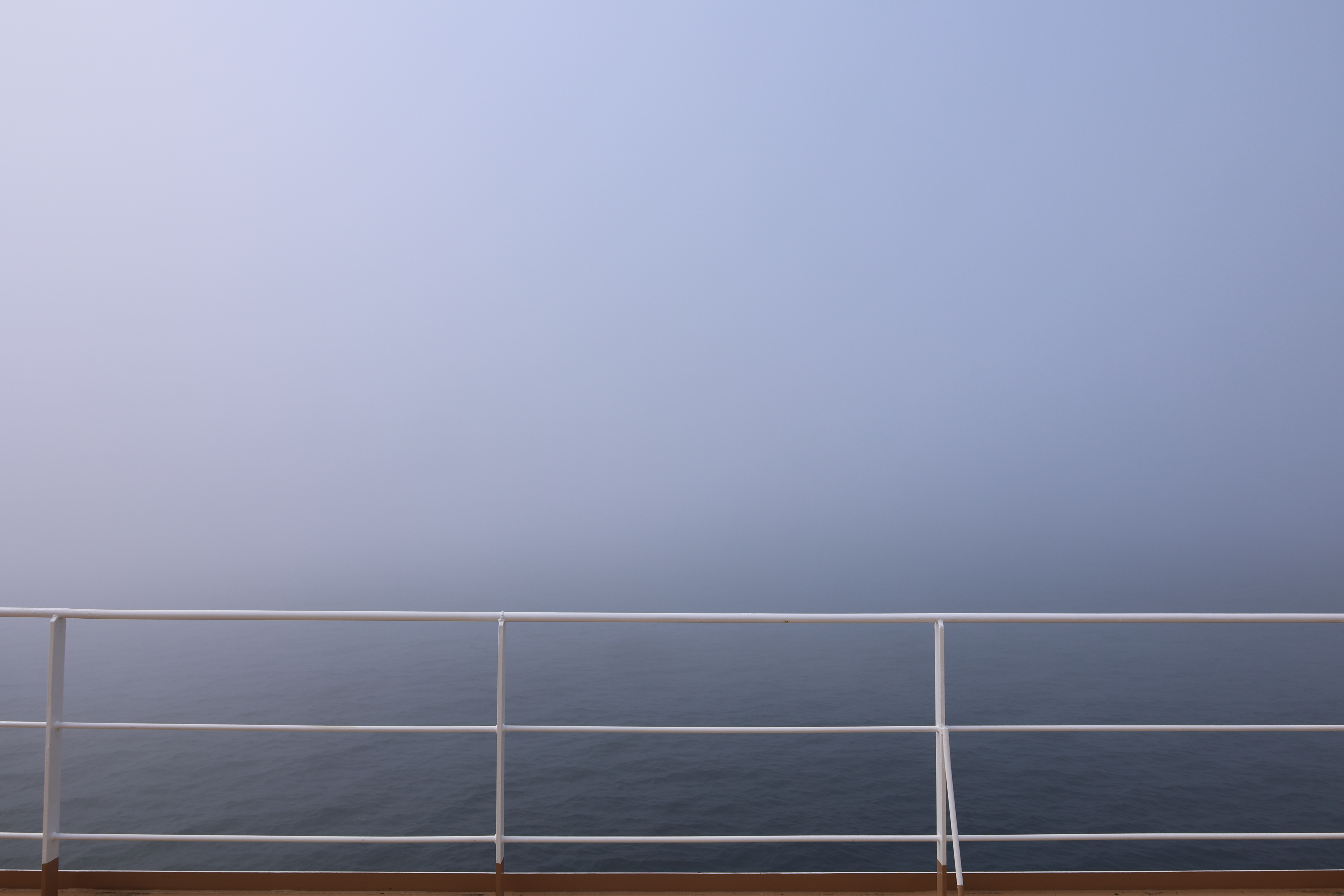 濃霧の中に突入 濃霧の中に突入