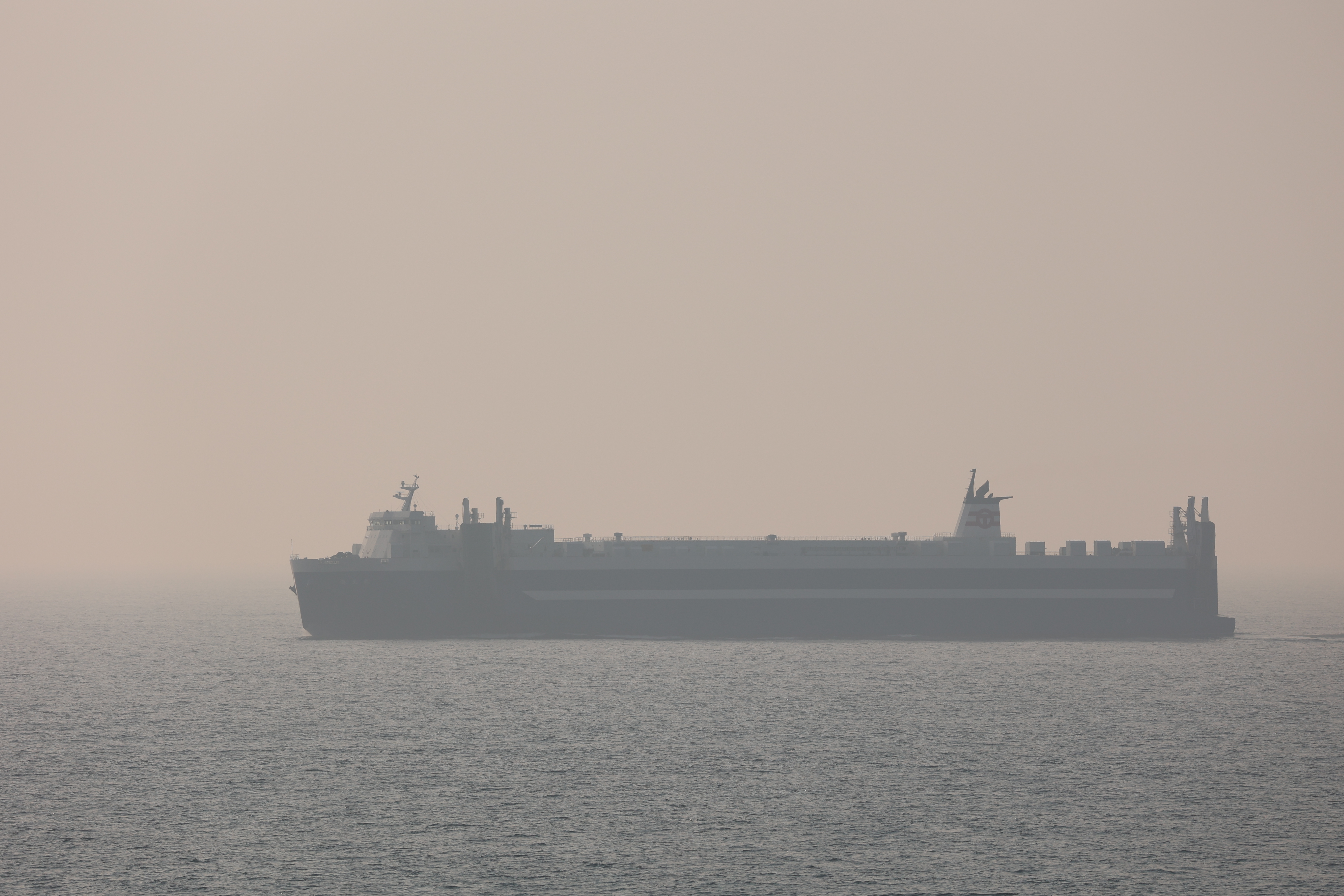 すれ違うフェリー すれ違うフェリー