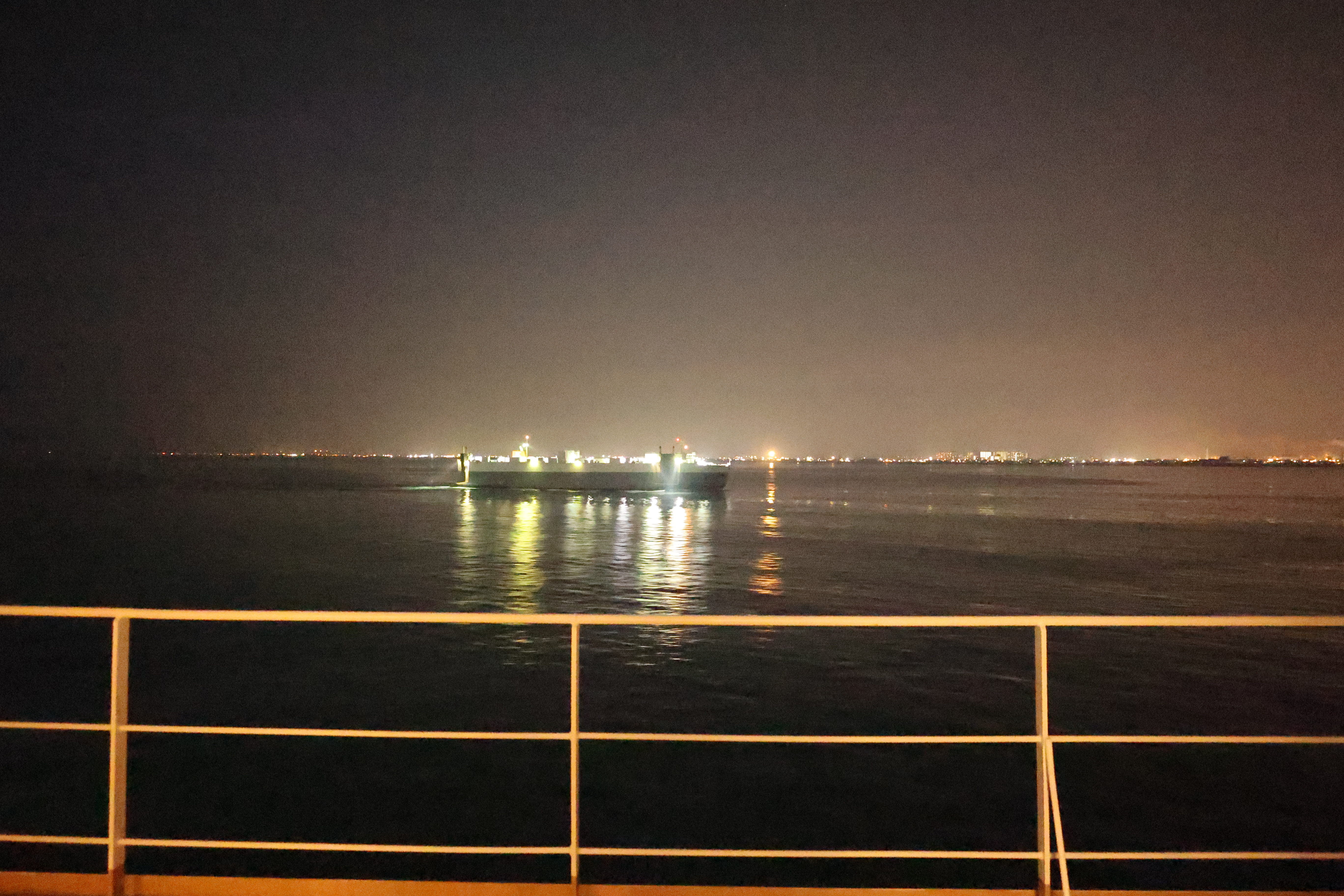 苫小牧港入港２