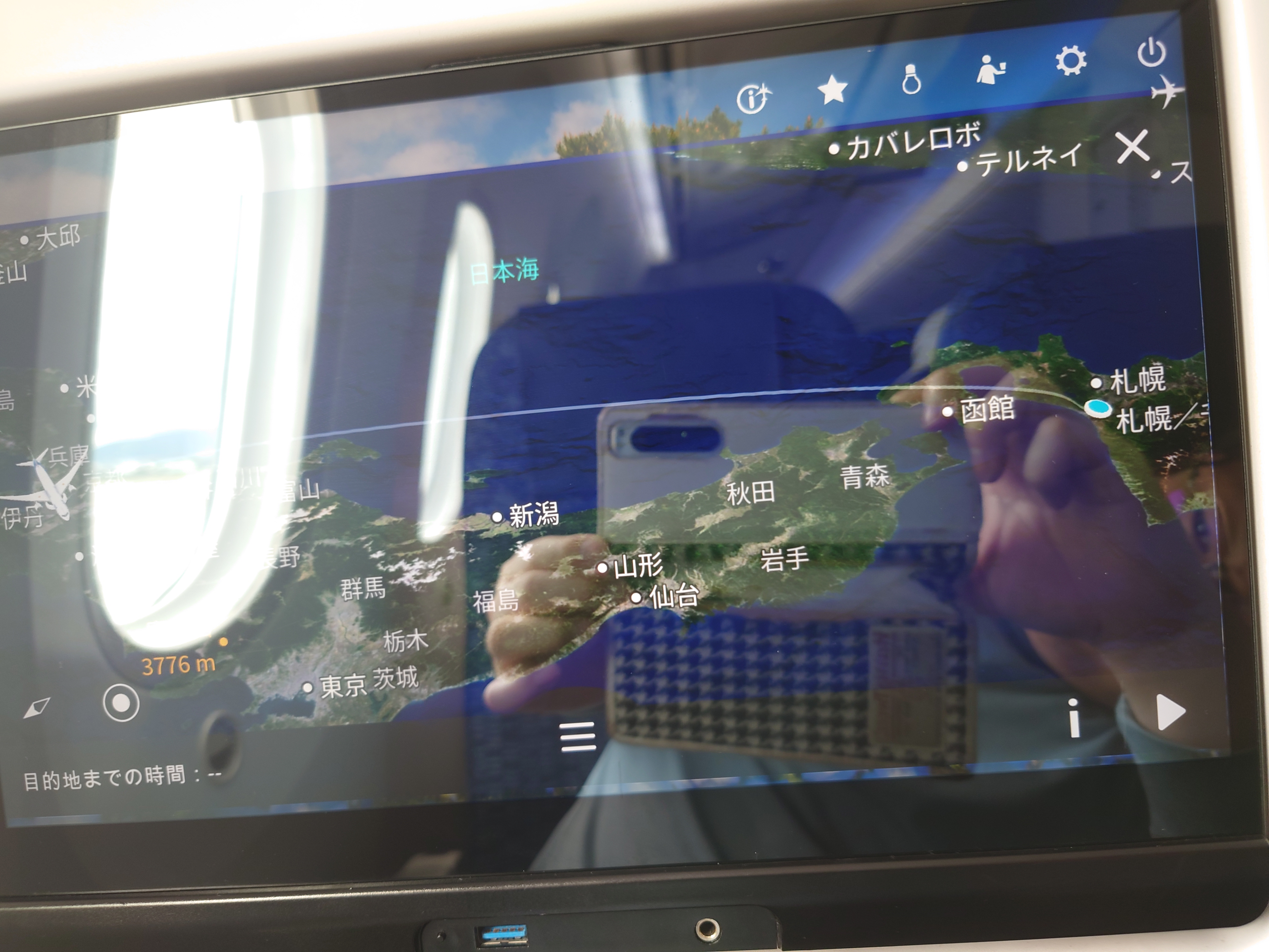 22.機内マップ、日本海を越えて札幌へ